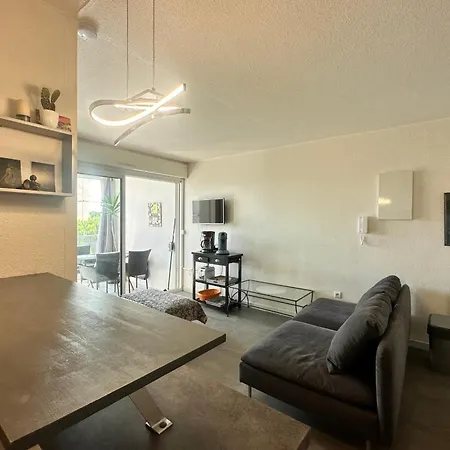 Appartement L'elysée - P2 Avec Parking Proche De La Le Grau-du-Roi